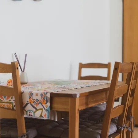 12 - Baleal Surf Apartment *